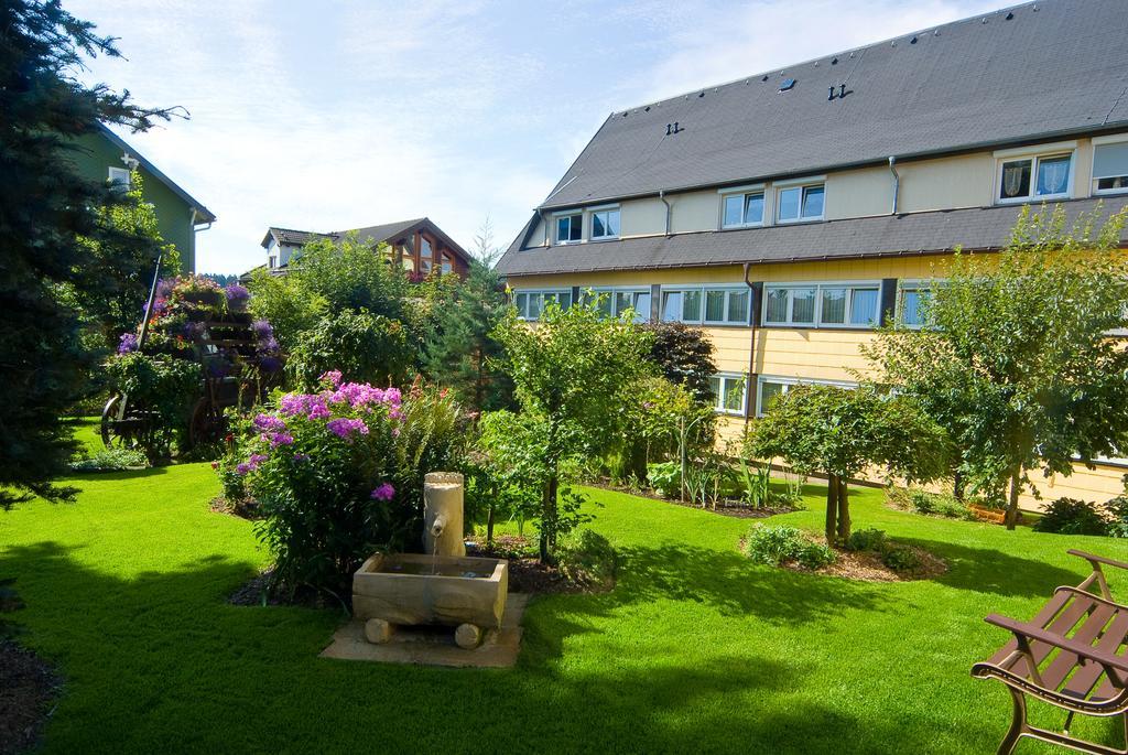 Hotel Thueringenschanze Оберхоф Екстериор снимка