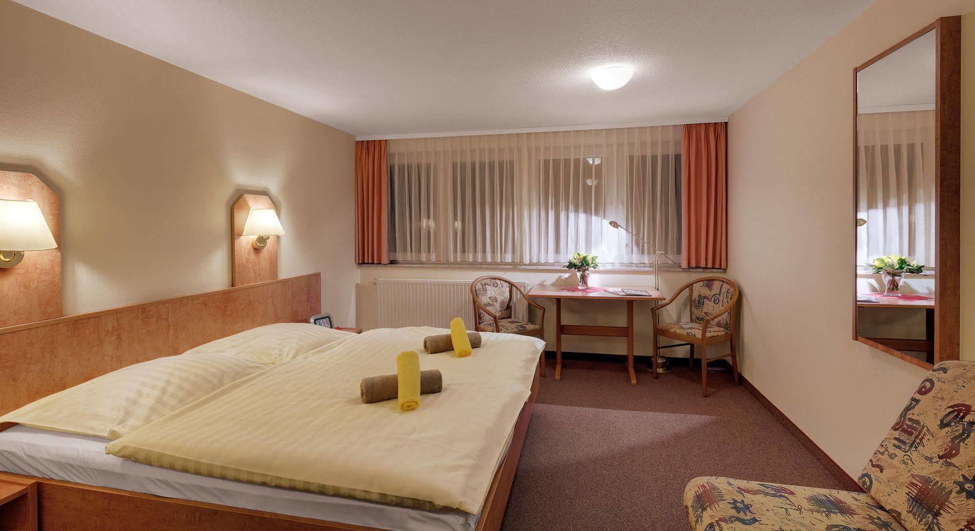 Hotel Thueringenschanze Оберхоф Екстериор снимка